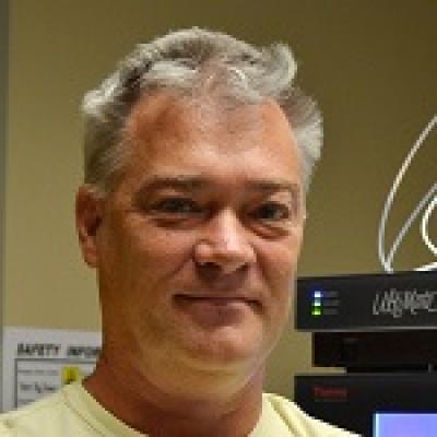 Portrait of Dr. Michael Tiemeyer